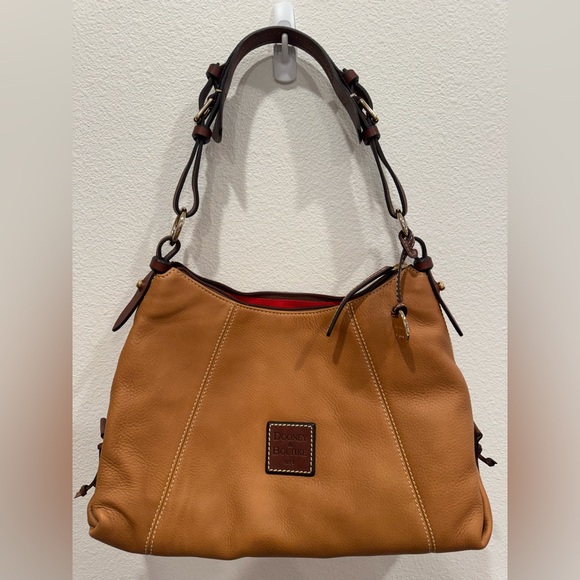 Dooney & Bourke Handbags - NWOT Dooney & Bourke tan leather medium east/west slouch